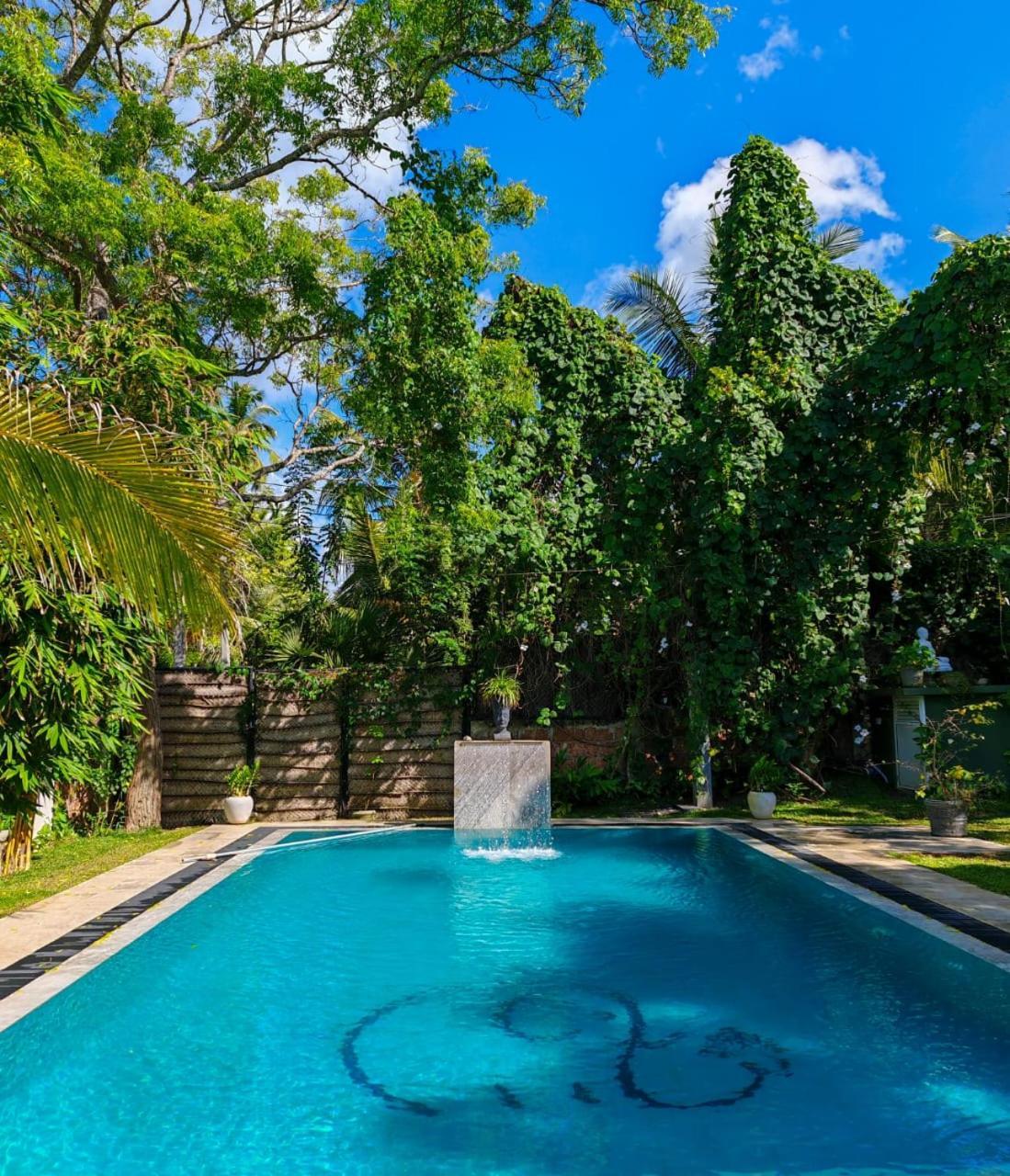 Villa Lyvie Ayurvedic Hotel Tangalle Ngoại thất bức ảnh